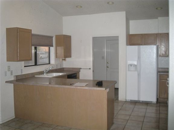 5th image of 10367 S Fairway Dr