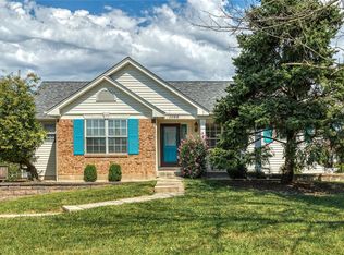 1086 Harness Dr, Saint Charles, MO