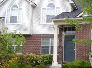 12203 Caitlin Cir #1, Commerce Township, MI 48390