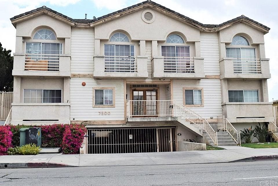 1st image of 7900 Woodman Ave APT 112