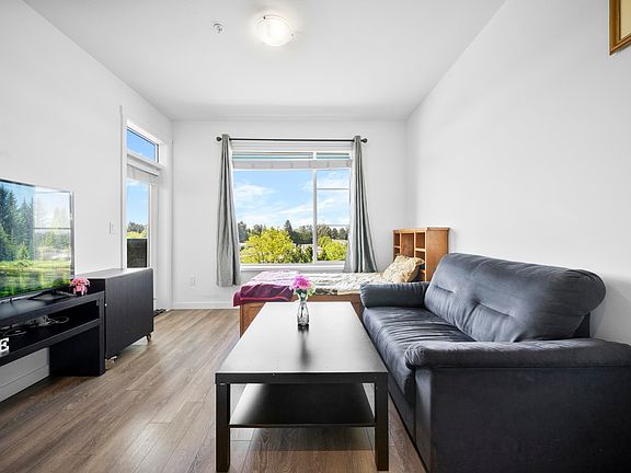 3rd image of 13623 81a Ave #608