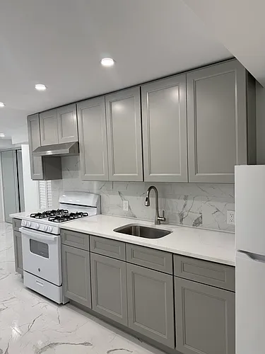 323 Maryland Ave #1 Photo 1