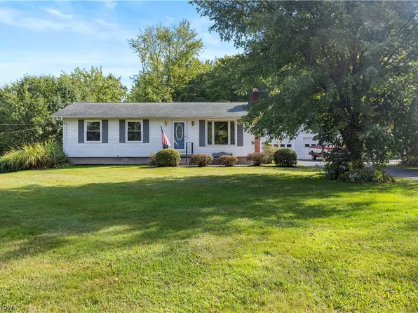 8072 Thompson Sharpsville Rd, Masury, OH 44438