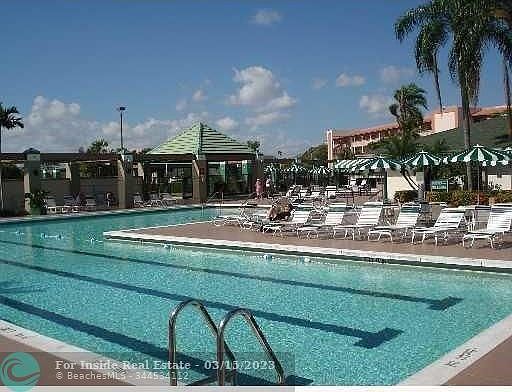 3rd image of 4501 Martinique Way APT C1