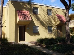 2806 Somerset Park Dr, Tampa, FL 33613