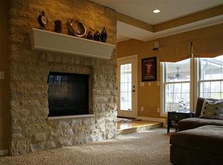 3843 Village Club Dr, Powell, OH 43065