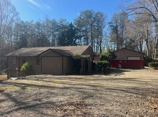 49 Thompson Dr, Blairsville, GA 30512