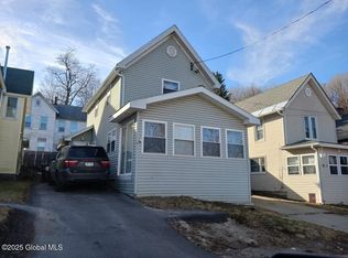 53 McKinley Pl, Gloversville, NY 12078