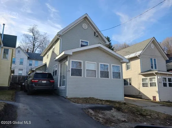 53 McKinley Place, Gloversville, NY 12078