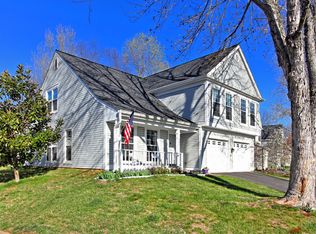 402 Deerpath Ave SW, Leesburg, VA 20175