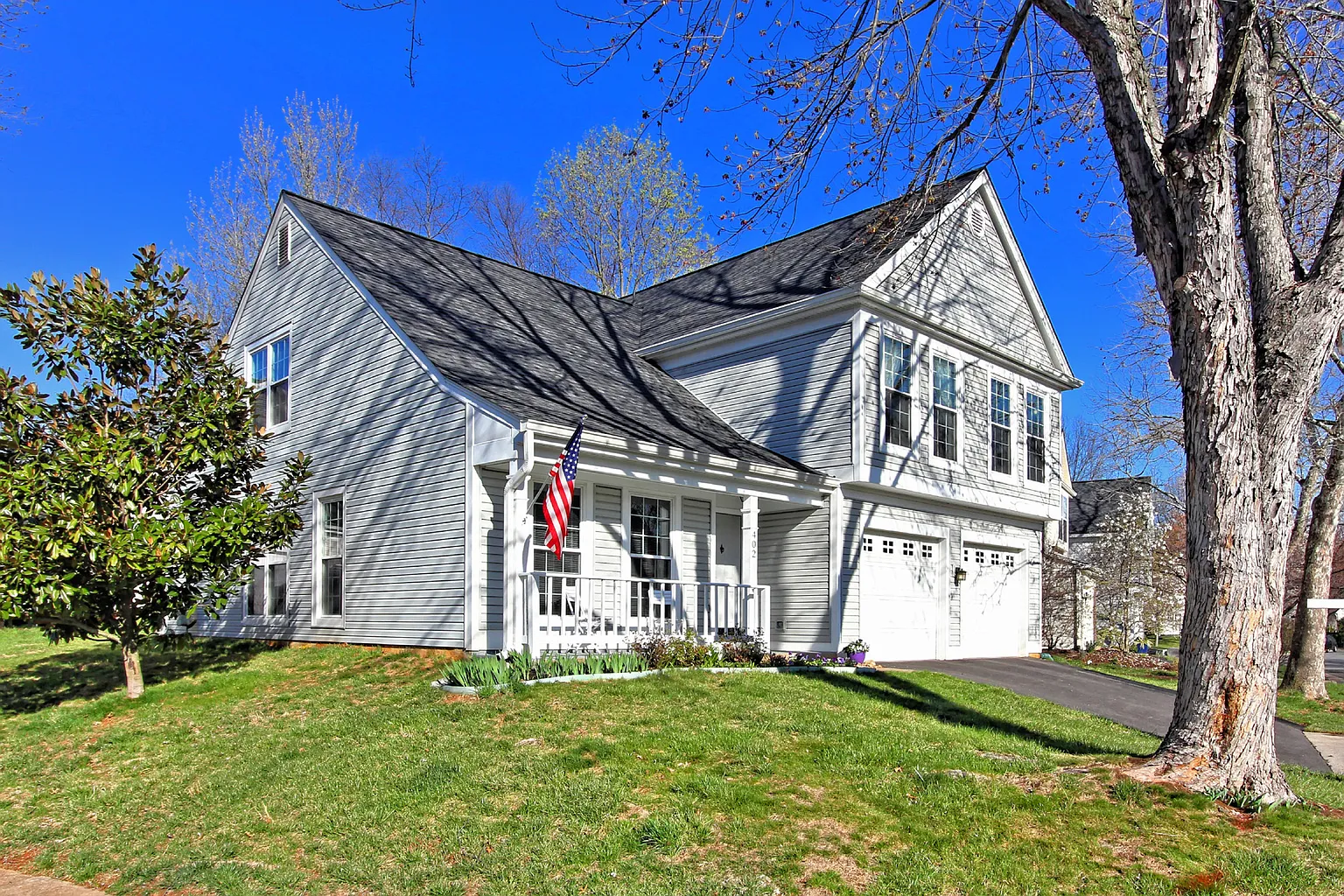 402 Deerpath Ave SW photo 1