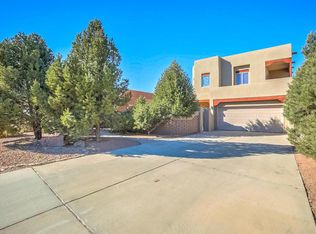 8905 Ortega Ct NW, Los Ranchos De Albuquerque, NM 87114