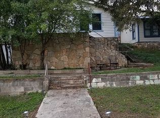 12222 Park Road 37, Lakehills, TX 78063