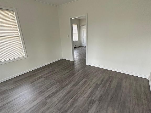 2nd image of 495 Church St Floor 1