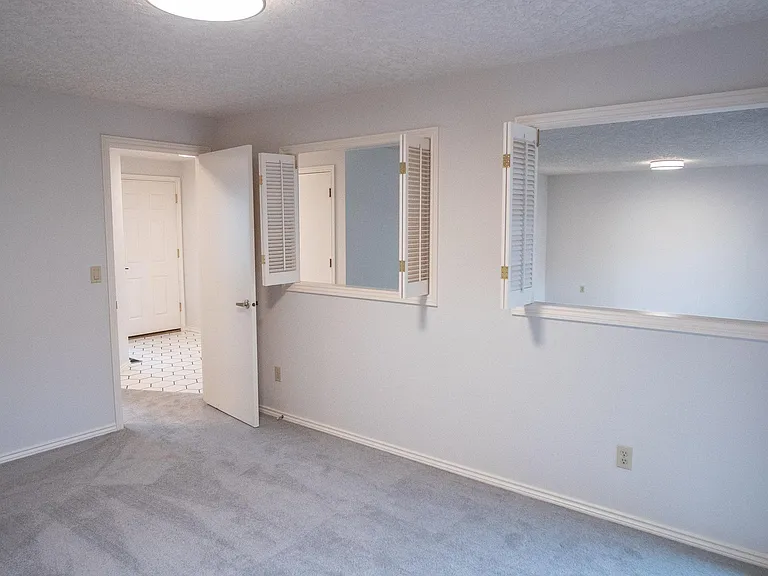 15729 NE Fremont St — Photo 16