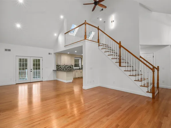 200 Hortontown Road, Hopewell Junction, NY 12533