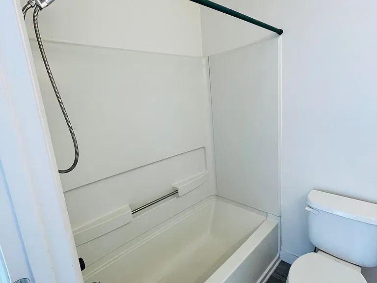 1230 University Ct #204 — Photo 7