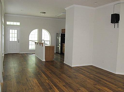 5th image of 1112 Waynesboro Ct