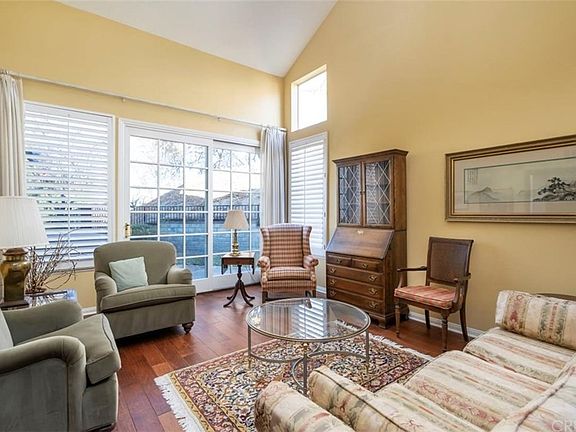 4th image of 24640 Brighton Dr Unit C