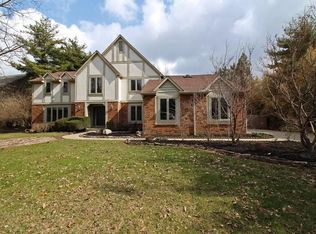 112 W Campus View Blvd, Columbus, OH 43235
