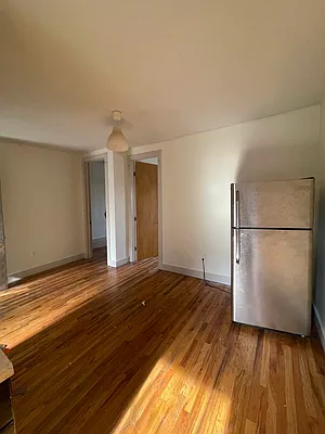 Rented by Greenrock Management | media 6