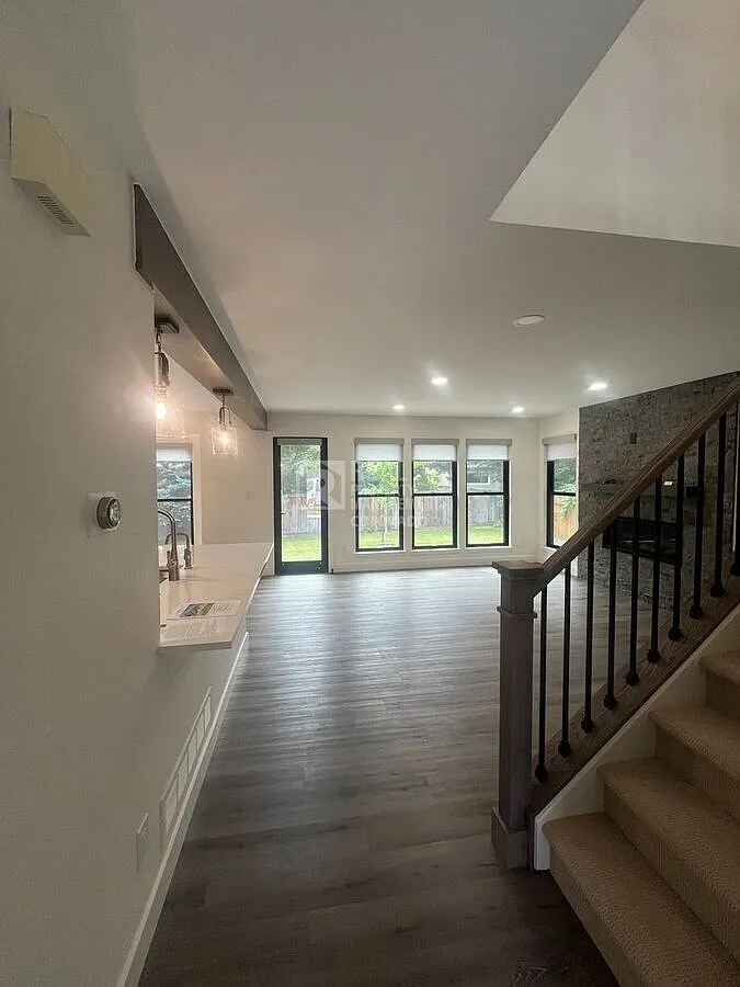 Fully Renovated Home in Highlands Ranch Your Dream Home Awaits at 8832 S Sundrop Way — Photo 3