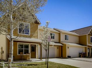 154 W 26th St, Rifle, CO 81650