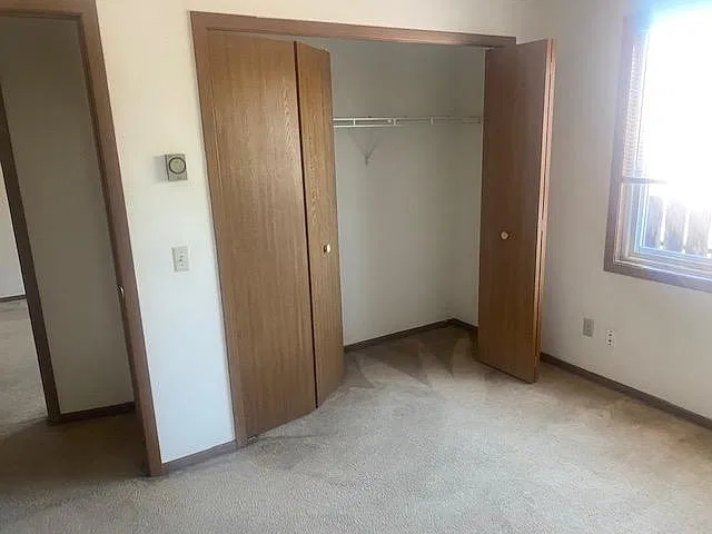 3 bed, 1188 sqft, $1,950 — Photo 2