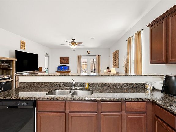 3rd image of 20510 Freedom River Dr
