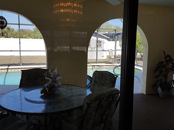 5th image of 18787 Ayrshire Cir