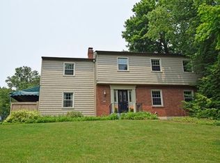 7948 Schoolhouse Ln, Cincinnati, OH 45242