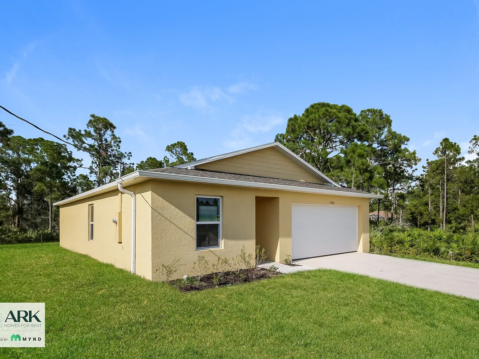3 bed, 2.0 bath, 1650 sqft, $1,945 — Photo 2