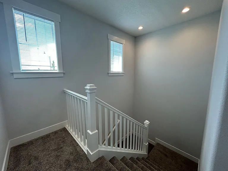 786 Maple St — Photo 11