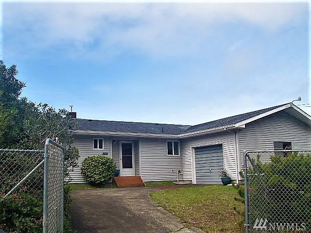 30809 J Pl photo 1