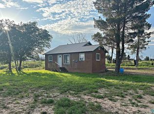 2405 Walker Rd, Roswell, NM 88201