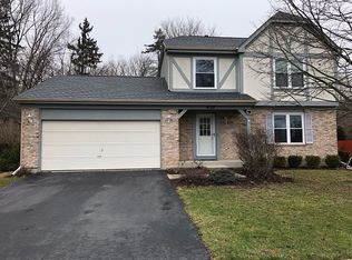 430 Harbor Dr, Carpentersville, IL 60110