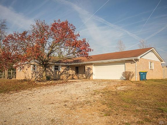 3rd image of 7820 Brookville Arlington Pike