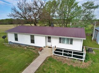 36455 S Flat Rd, Sedalia, MO 65332