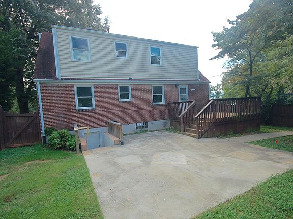 5th image of 1125 Pearl St