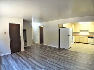 421 W 1st Ave APT B, Chico, CA 95926