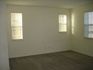 5th image of 1294 Kensington Dr