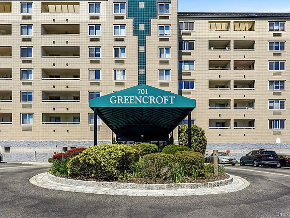 3rd image of 701 Pelham Road #2B