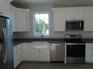 31 Hatch St #3, Richmond, ME 04357