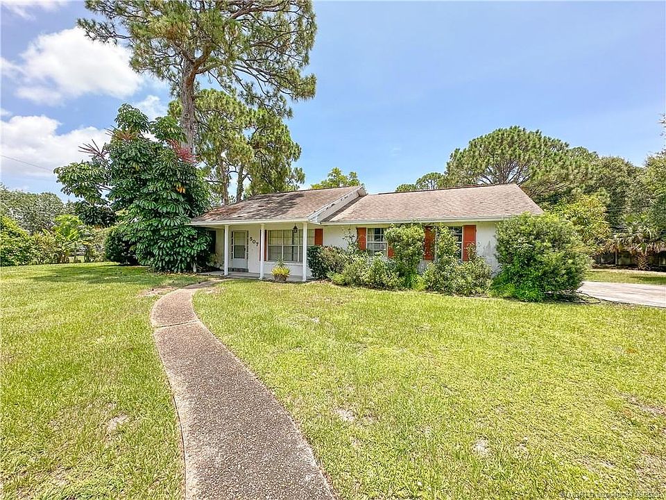 1st image of 507 Coconut Ave E