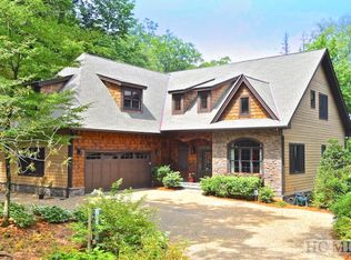 92 Sequoyah Woods Dr, Highlands, NC 28741