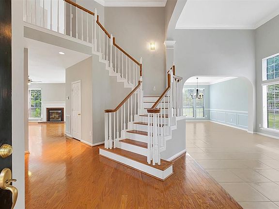 4th image of 2511 Ring Ct