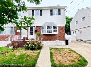59 Zoe St, Staten Island, NY 10305