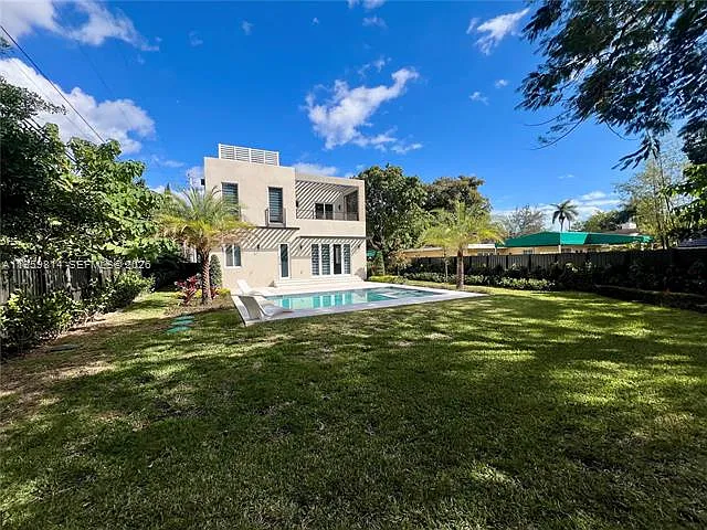 7850 SW 67th Ave — Photo 19