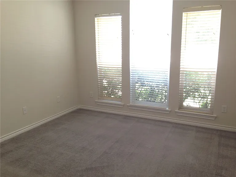 1200 Baywood Ct — Photo 24