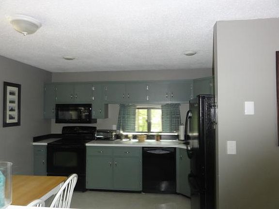 4th image of 111 Coburn Ave #66